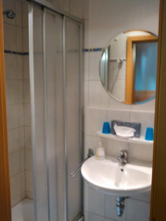 Hotel Zur Mühle Mörlenbach Zimmer foto