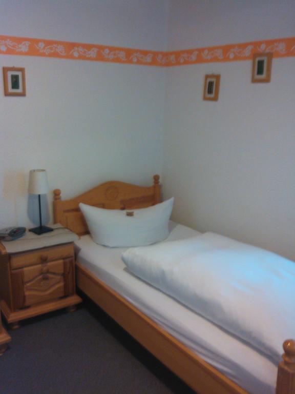 Hotel Zur Mühle Mörlenbach Zimmer foto